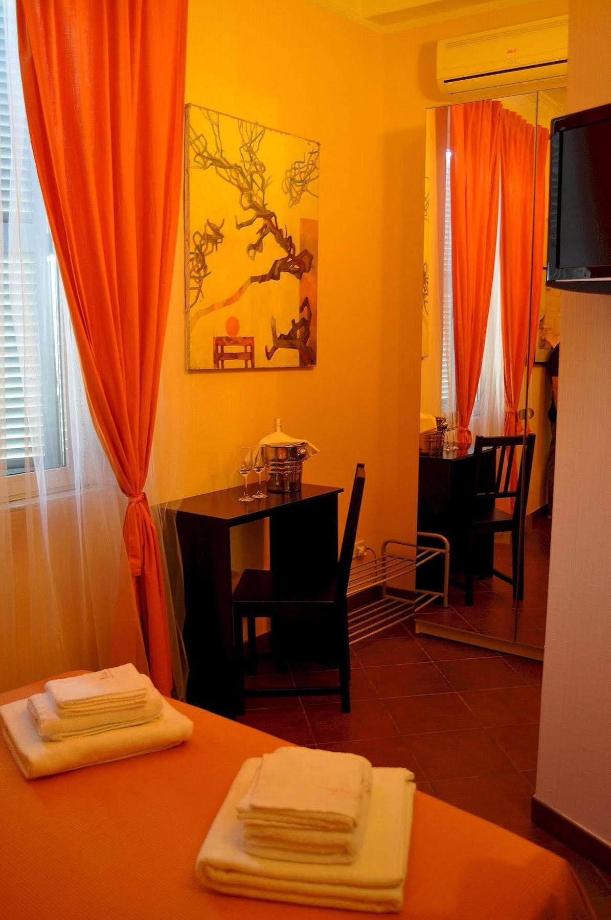 רומא Santa Bibiana B&B מראה חיצוני תמונה