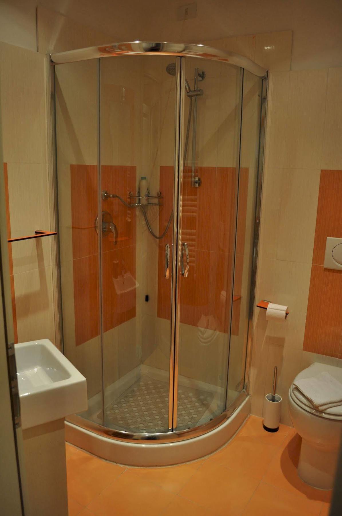 רומא Santa Bibiana B&B מראה חיצוני תמונה