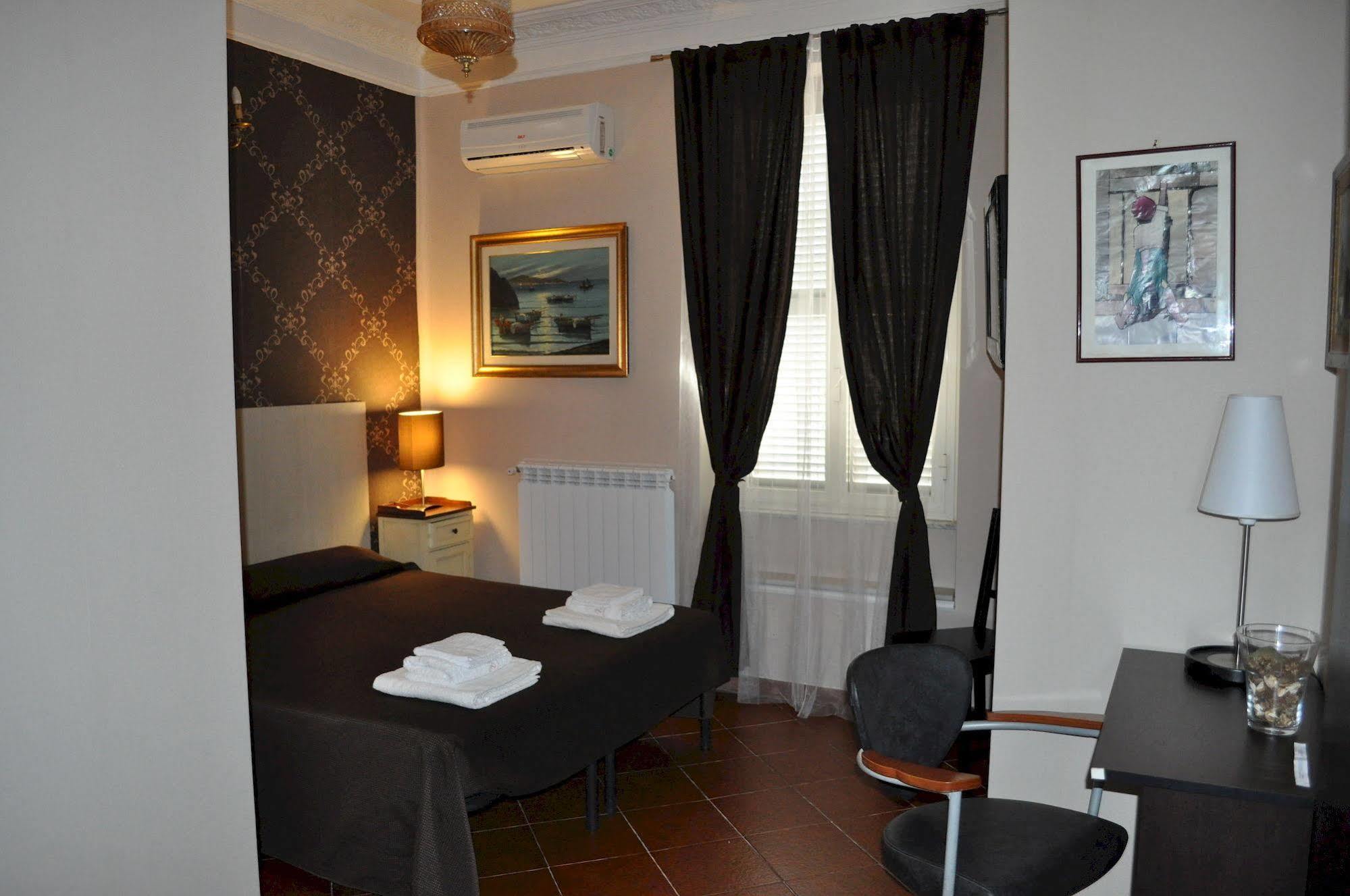 רומא Santa Bibiana B&B מראה חיצוני תמונה
